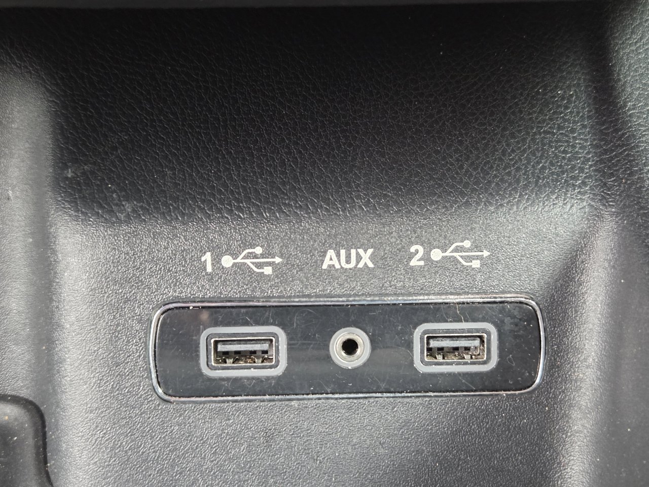 Used 2019 Dodge Durango R/T w/ Blacktop Package image 30