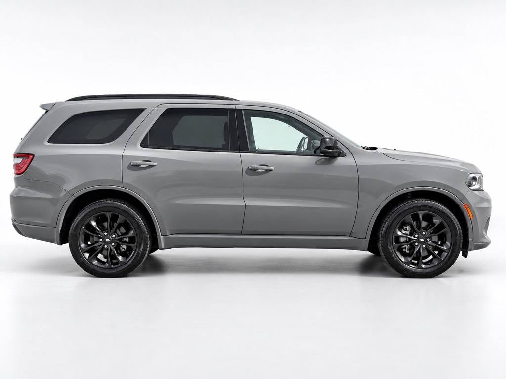 Used 2025 Dodge Durango GT w/ Blacktop Package AWD/4WD image 3