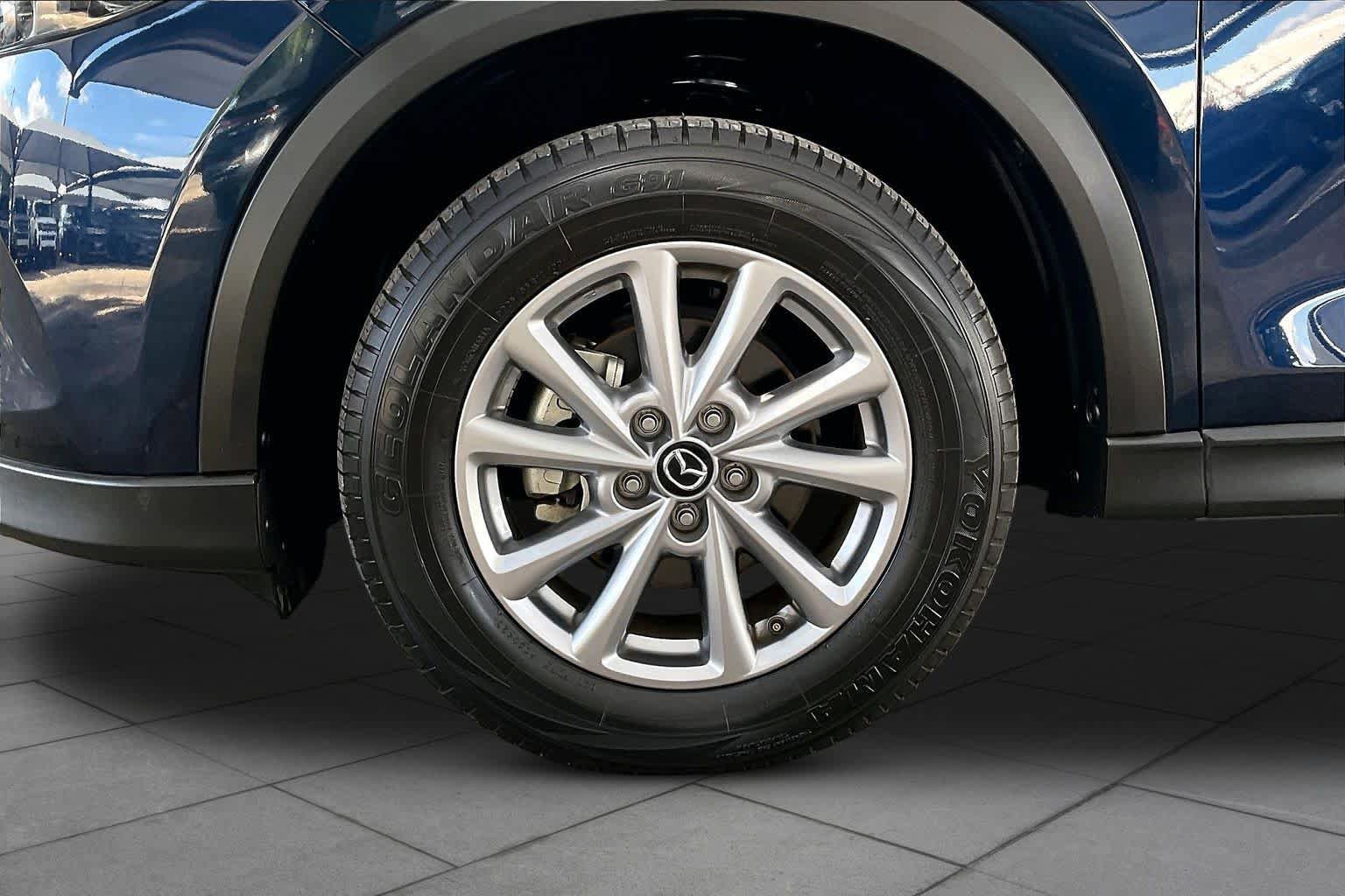 Used 2023 MAZDA CX-5 AWD 2.5 S w/ Select Package image 11