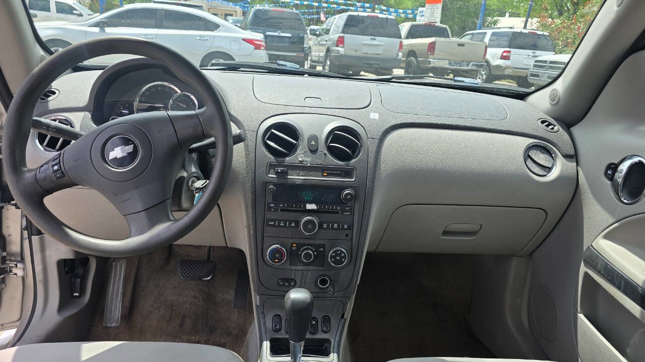 Used 2008 Chevrolet HHR LS image 9