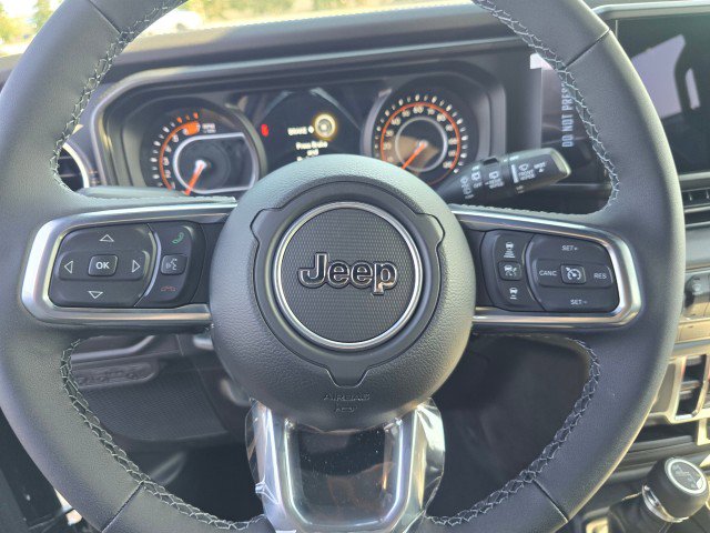 New 2025 Jeep Wrangler Sahara image 27