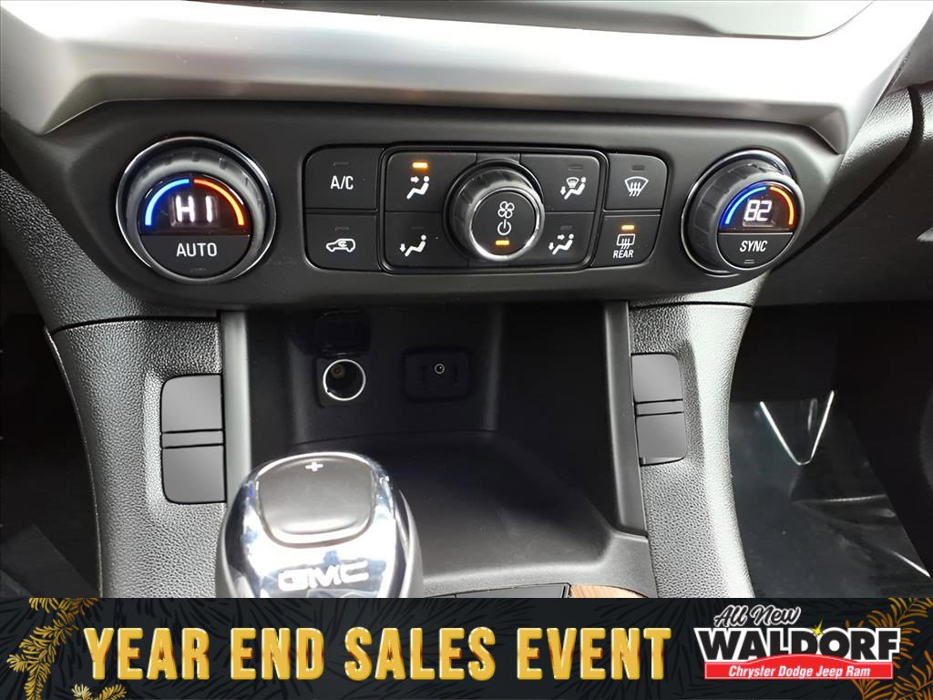 Used 2017 GMC Acadia SLE w/ Driver Alert Package I image 15