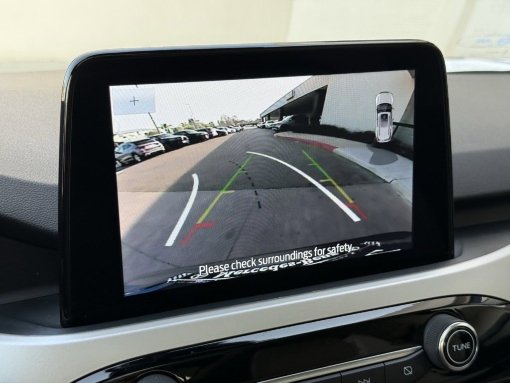 Used 2020 Ford Escape SEL image 5