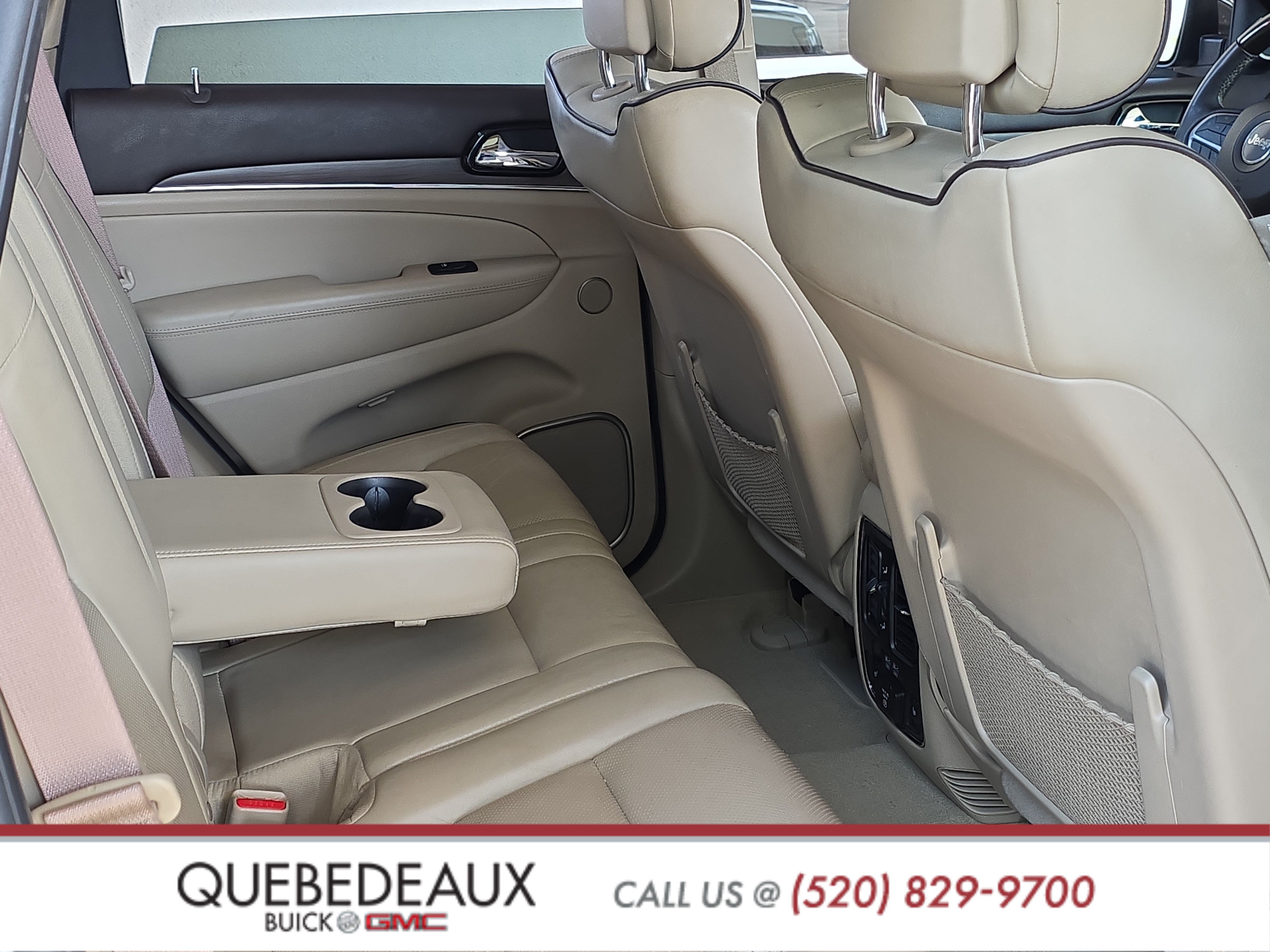 Used 2020 Jeep Grand Cherokee Overland AWD/4WD image 25