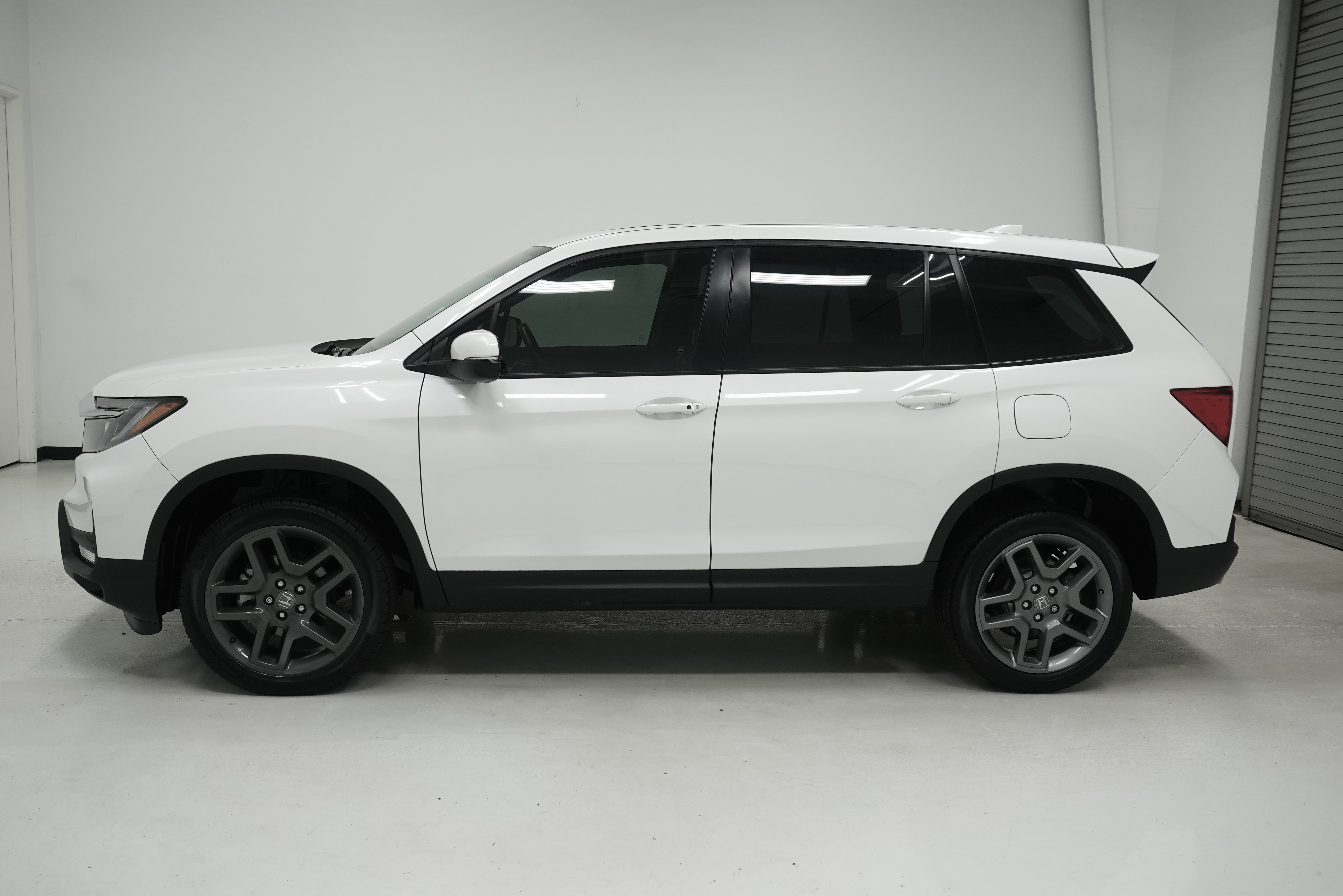 Used 2023 Honda Passport EX-L image 7