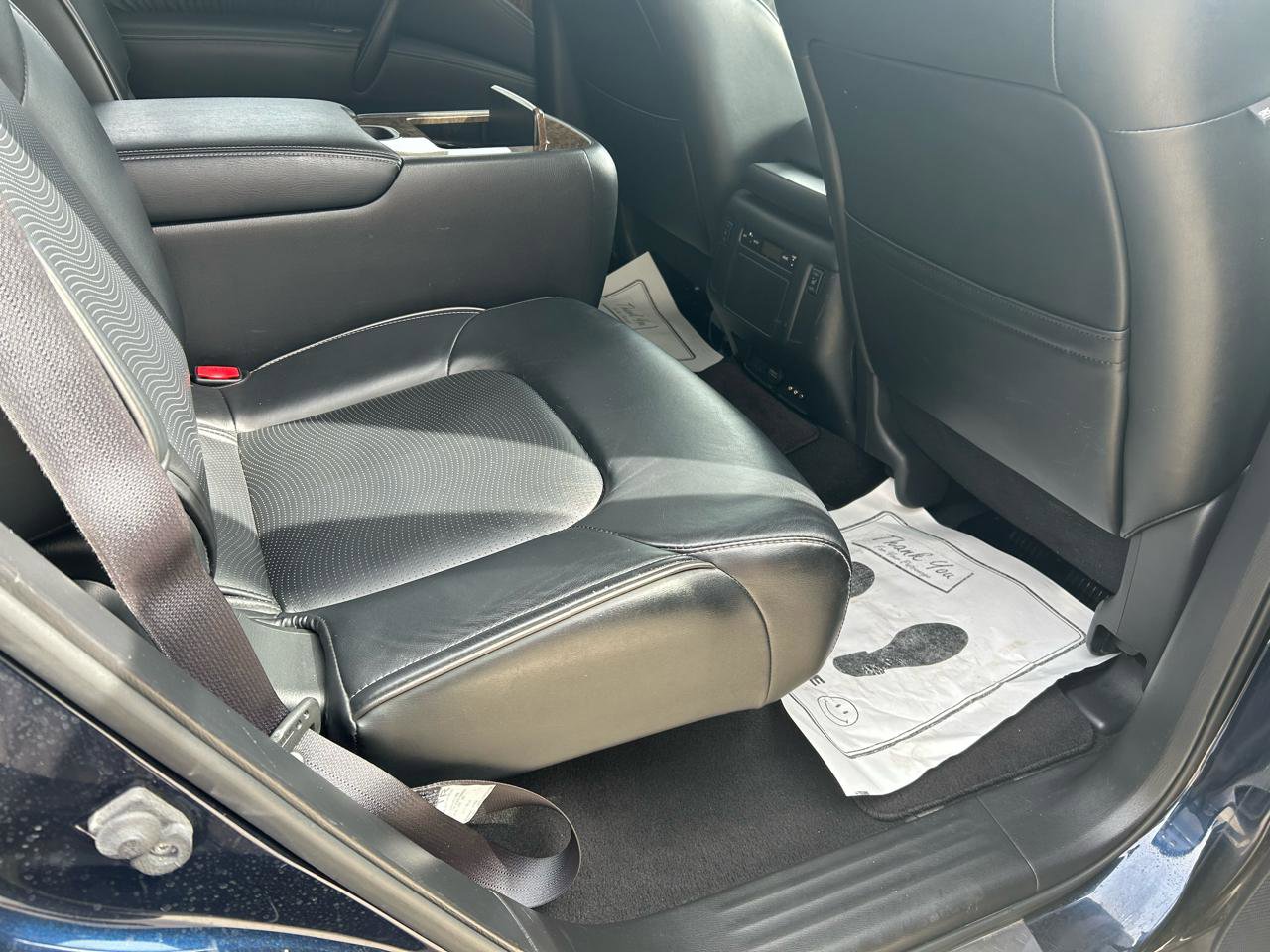 Used 2015 INFINITI QX80 4WD w/ Theater Package image 12