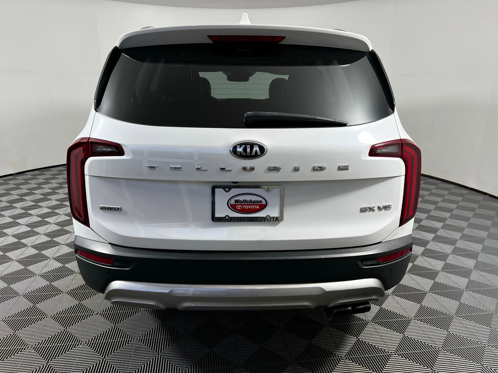Used 2020 Kia Telluride SX w/ SX Prestige Package image 6
