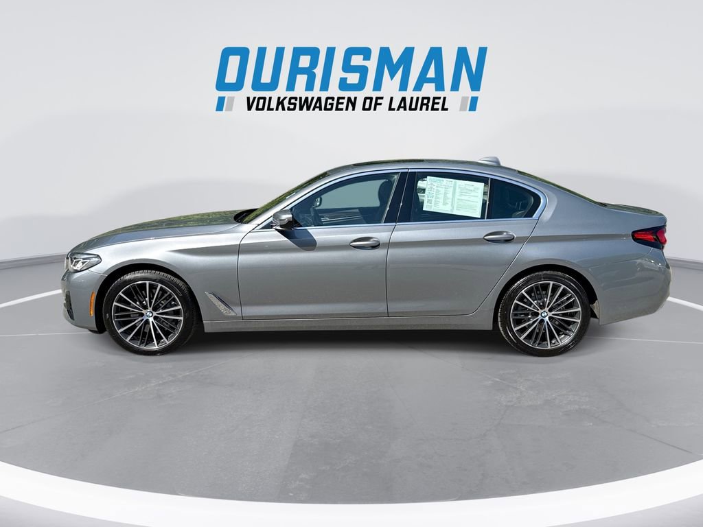 Used 2023 BMW 530i xDrive w/ Premium Package AWD/4WD image 5