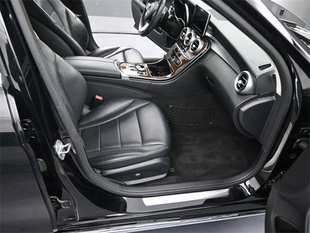 Used 2017 Mercedes-Benz C 300 4MATIC Sedan image 12