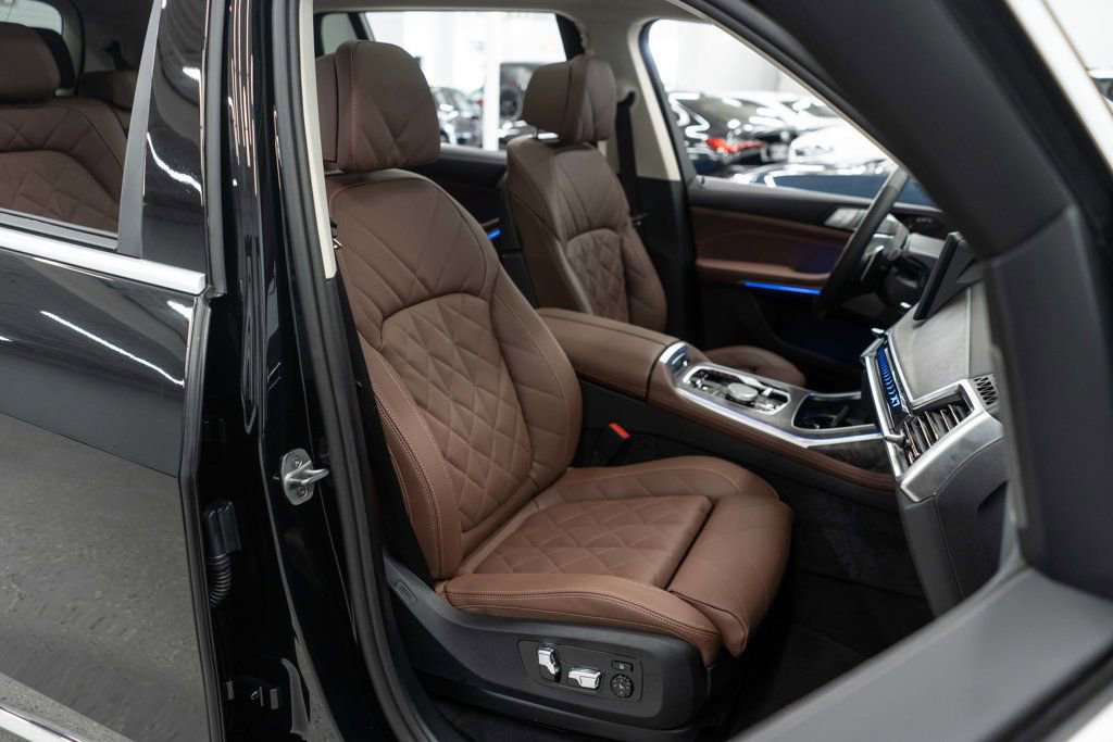 Used 2026 BMW X7 xDrive40i image 10