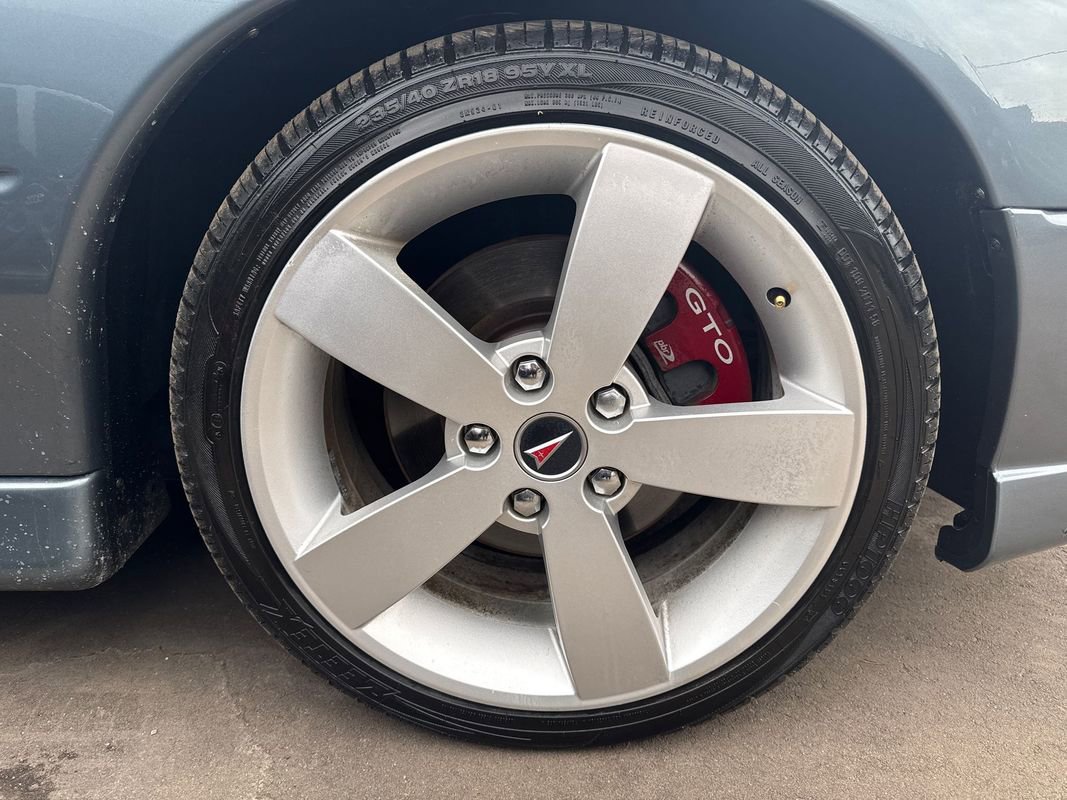 Used 2006 Pontiac GTO image 25