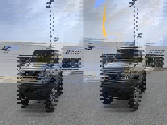 New 2025 Ford Bronco Big Bend image 2