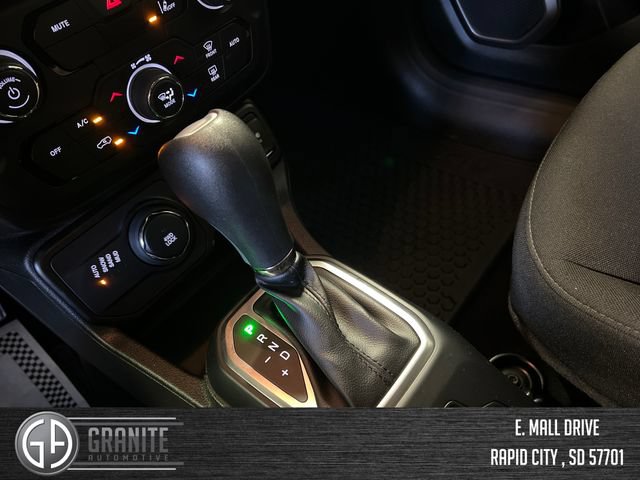 Used 2023 Jeep Renegade Latitude AWD/4WD image 26