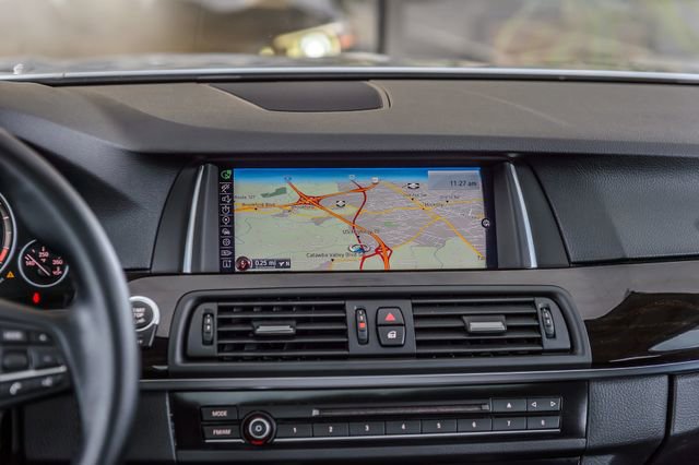 Used 2015 BMW 535i 535i - SILVER ON BLACK - NAV - image 31