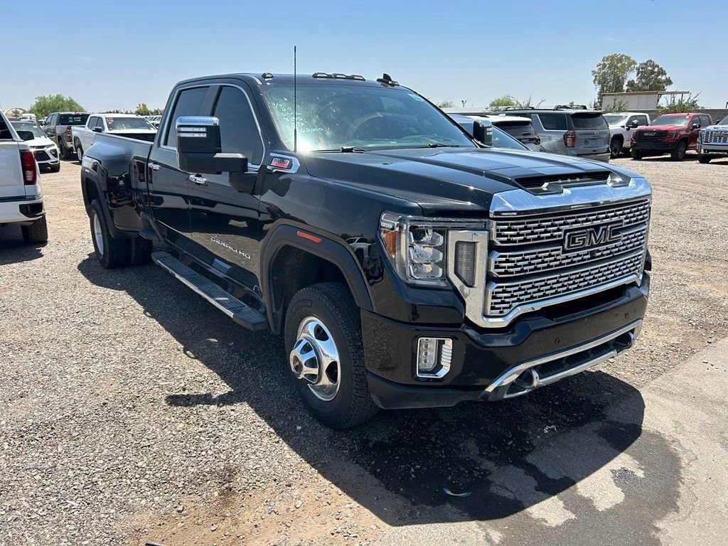 Used 2020 GMC Sierra 3500 Denali w/ Denali Ultimate Package AWD/4WD image 3