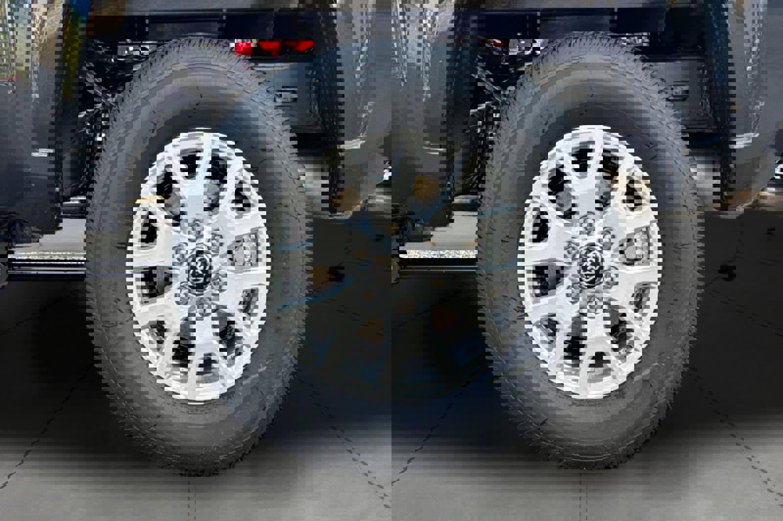 New 2026 Toyota Tacoma SR5 image 32