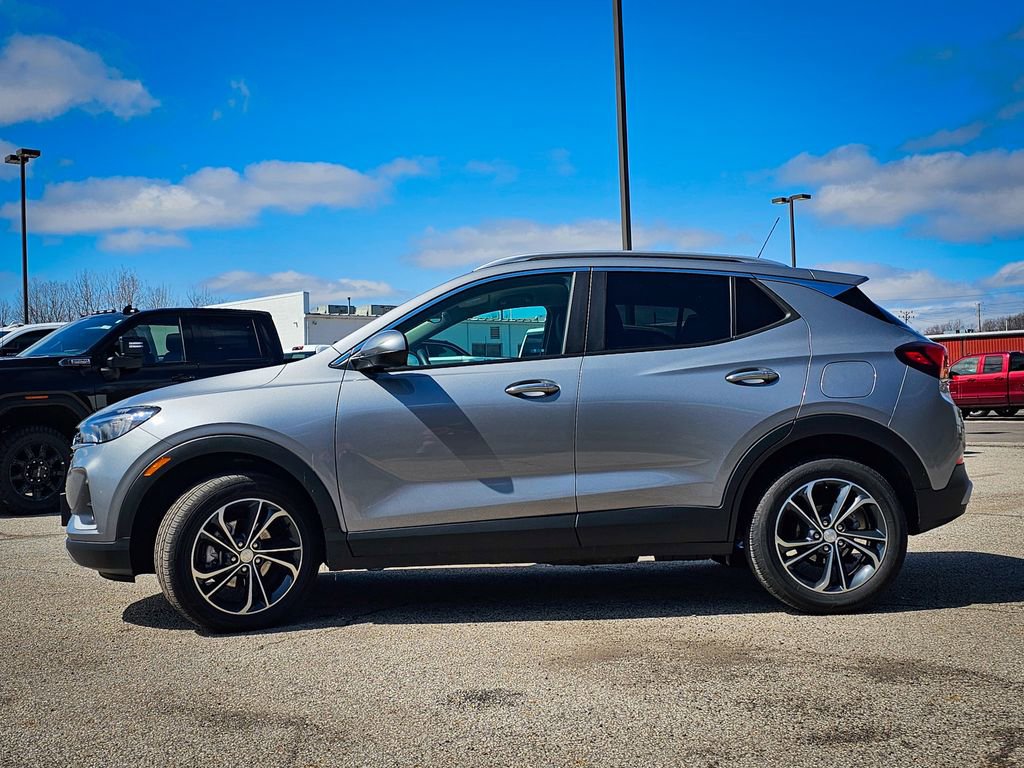 Used 2023 Buick Encore GX Select w/ Safety Package II image 6