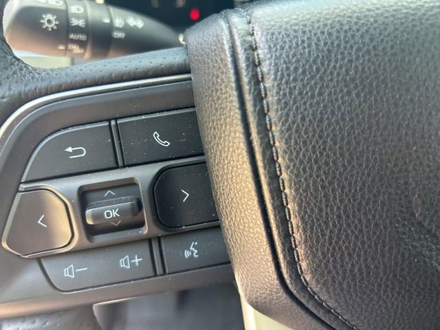 Used 2025 Toyota Tacoma SR5 AWD/4WD image 31