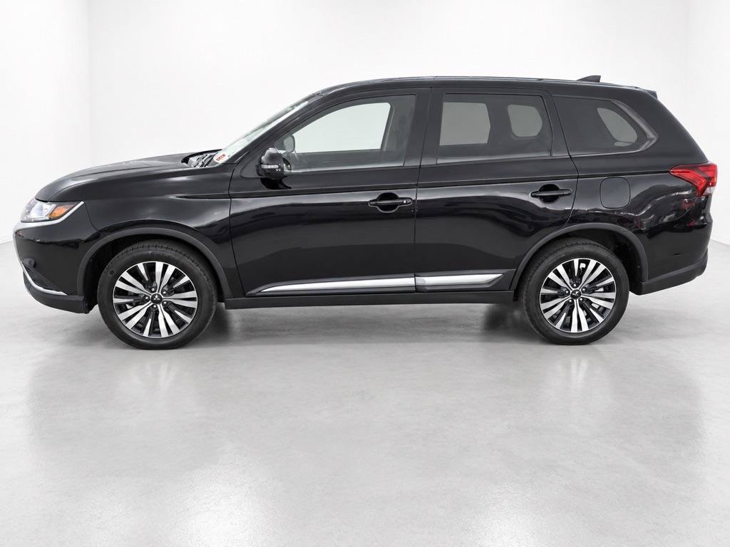 Used 2019 Mitsubishi Outlander SE AWD/4WD image 8