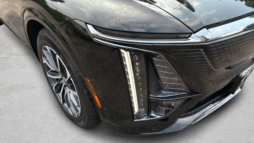Certified 2024 Cadillac Lyriq Sport w/ LPO, Floor Liner Package AWD/4WD image 12