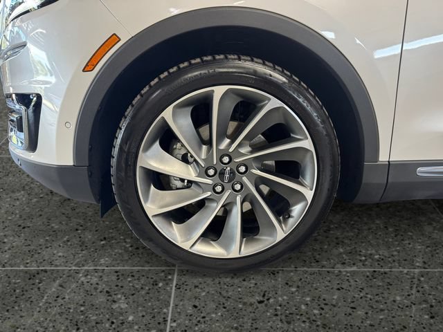 Used 2019 Lincoln Nautilus Reserve AWD/4WD image 27