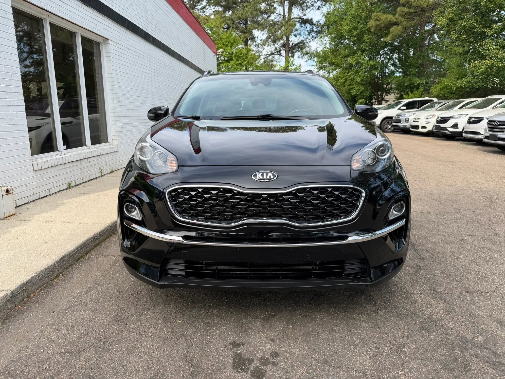 Used 2022 Kia Sportage EX image 3