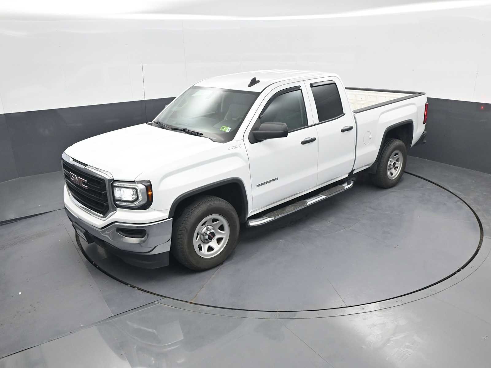 Used 2017 GMC Sierra 1500 4x4 Double Cab image 31