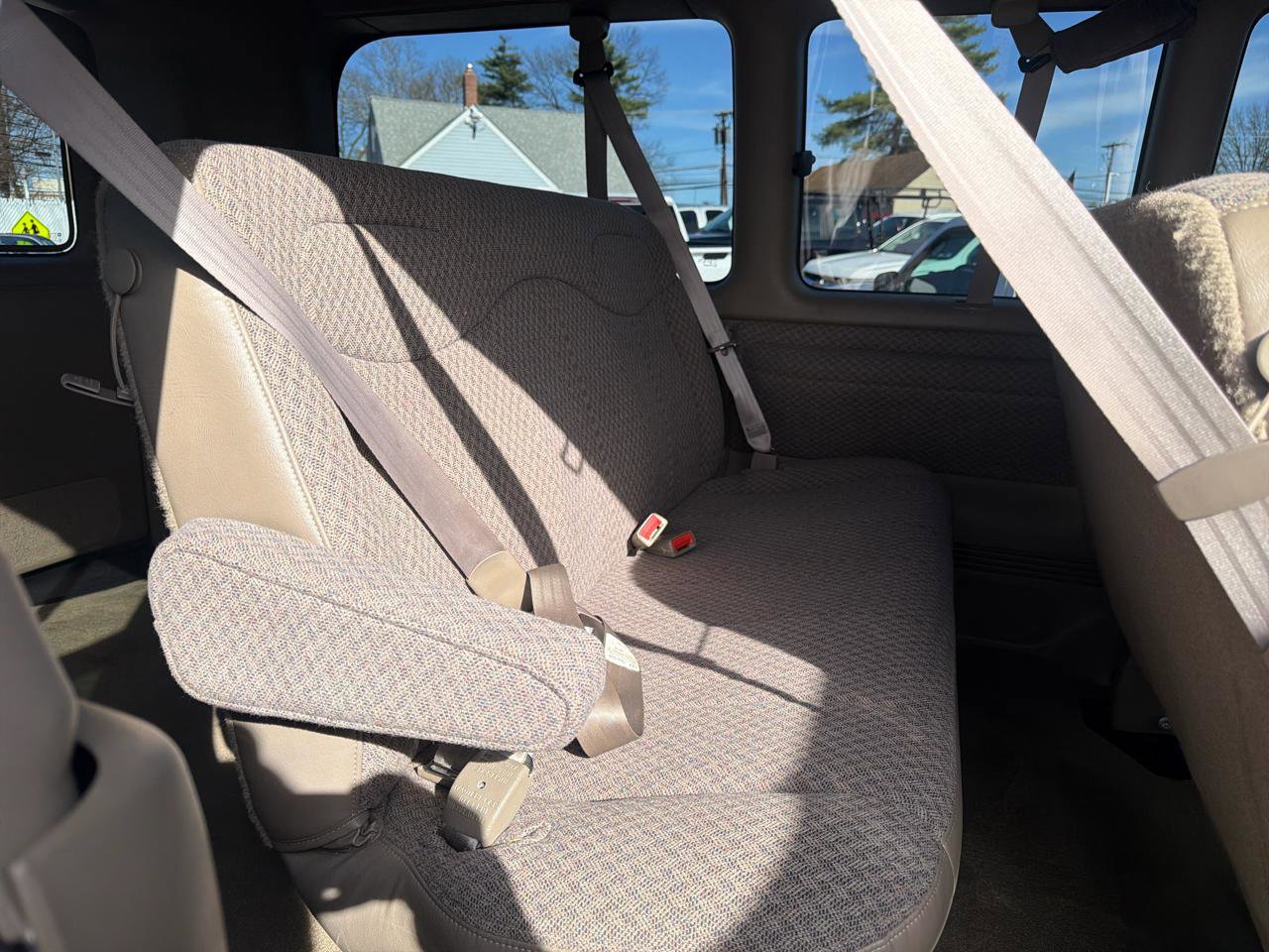 Used 2002 Chevrolet Express 1500 1500 Express Crew w/ LS Preferred Equipment Group RWD image 20