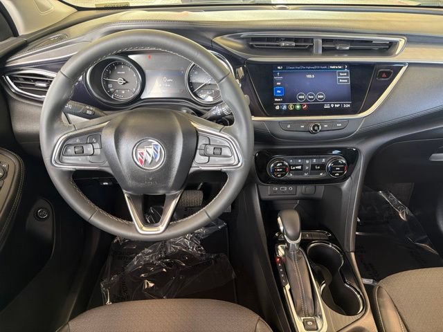 Used 2023 Buick Encore GX Select w/ Sport Touring Package FWD image 17