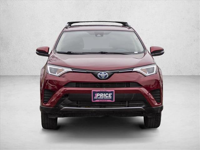 Used 2018 Toyota RAV4 LE video 2