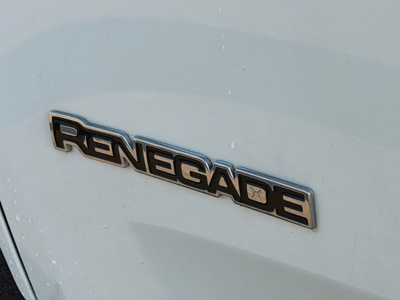 Used 2021 Jeep Renegade Latitude w/ Convenience Group FWD image 9