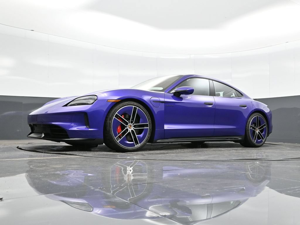 New 2026 Porsche Taycan GTS AWD/4WD image 34