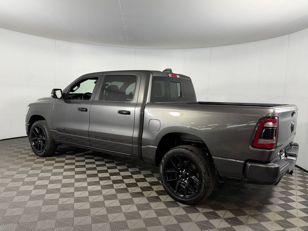 Used 2024 RAM 1500 Laramie AWD/4WD image 10
