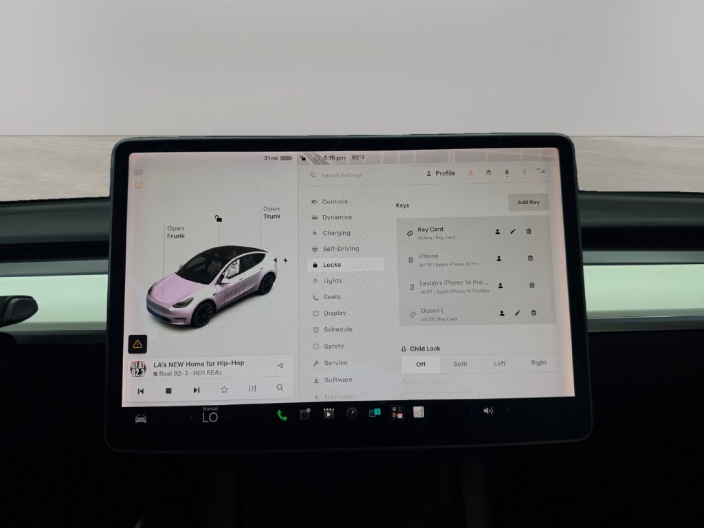 Used 2022 Tesla Model Y Long Range AWD/4WD image 22