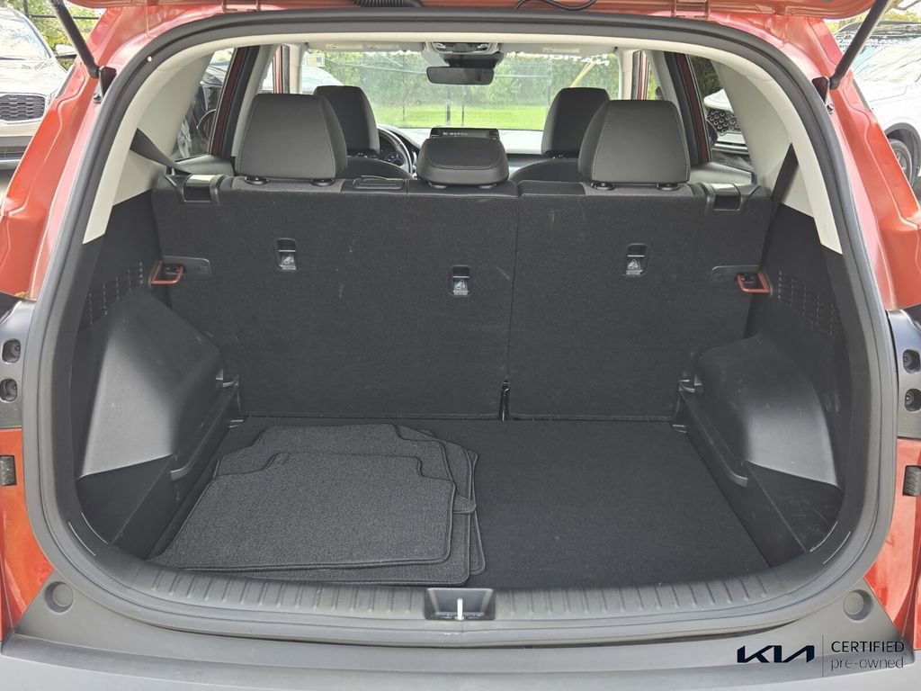 Certified 2023 Kia Seltos S FWD image 14