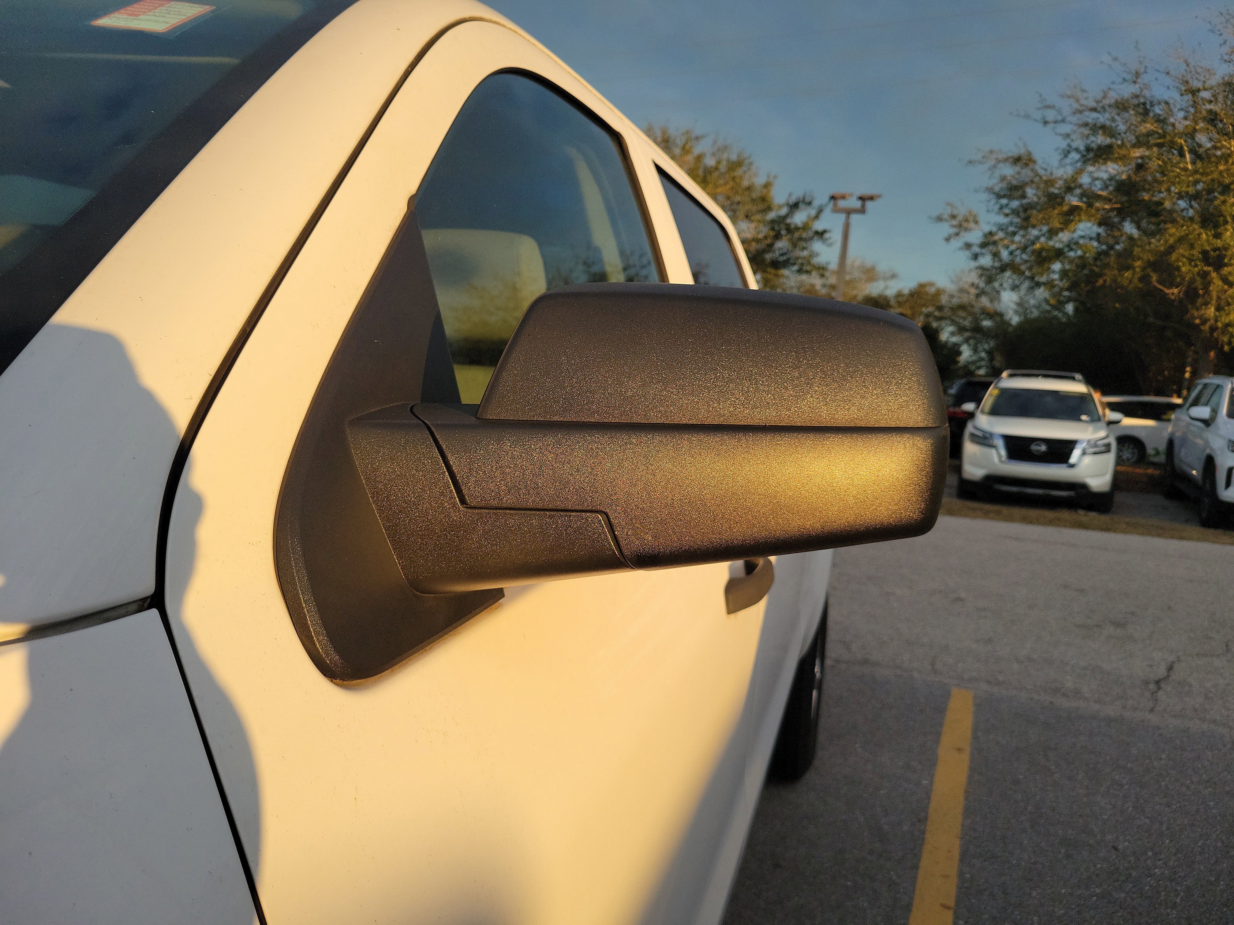 Used 2015 Chevrolet Silverado 2500 LT w/ LT Convenience Package image 5