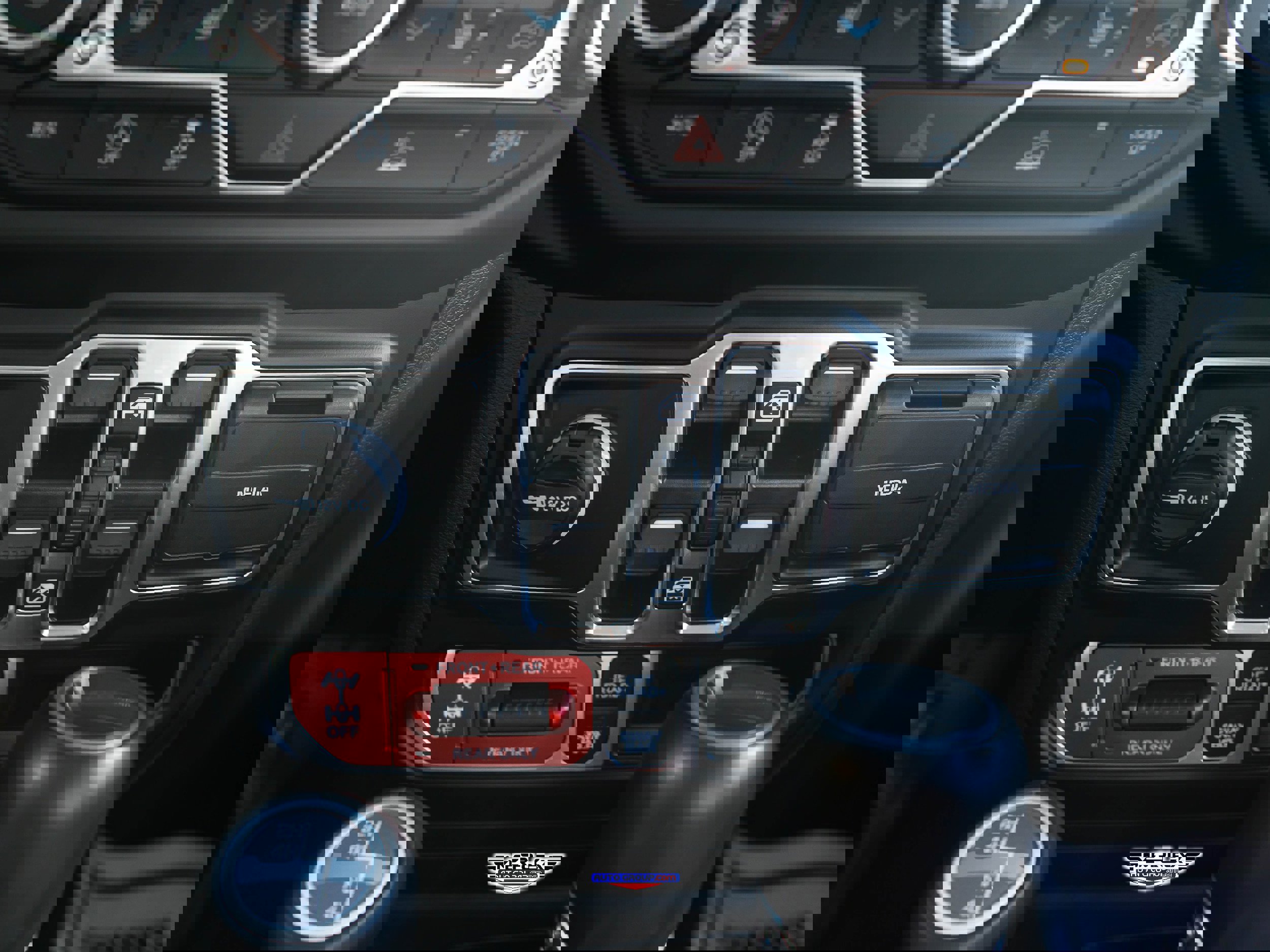 Used 2023 Jeep Gladiator Rubicon w/ Cold Weather Group image 32