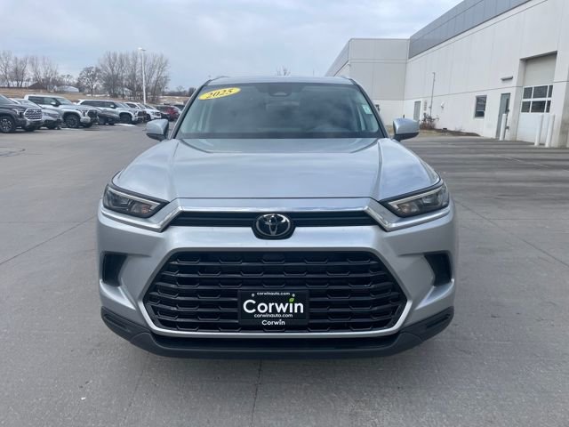 Certified 2025 Toyota Grand Highlander AWD image 23