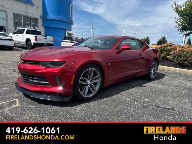 Used 2016 Chevrolet Camaro LT RWD image 2