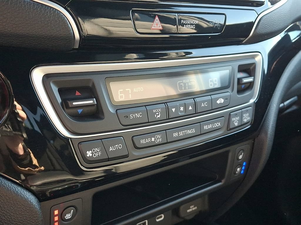 Used 2025 Honda Ridgeline Black Edition image 19