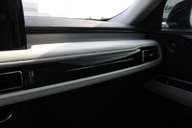 New 2026 Lincoln Aviator Reserve AWD/4WD image 48