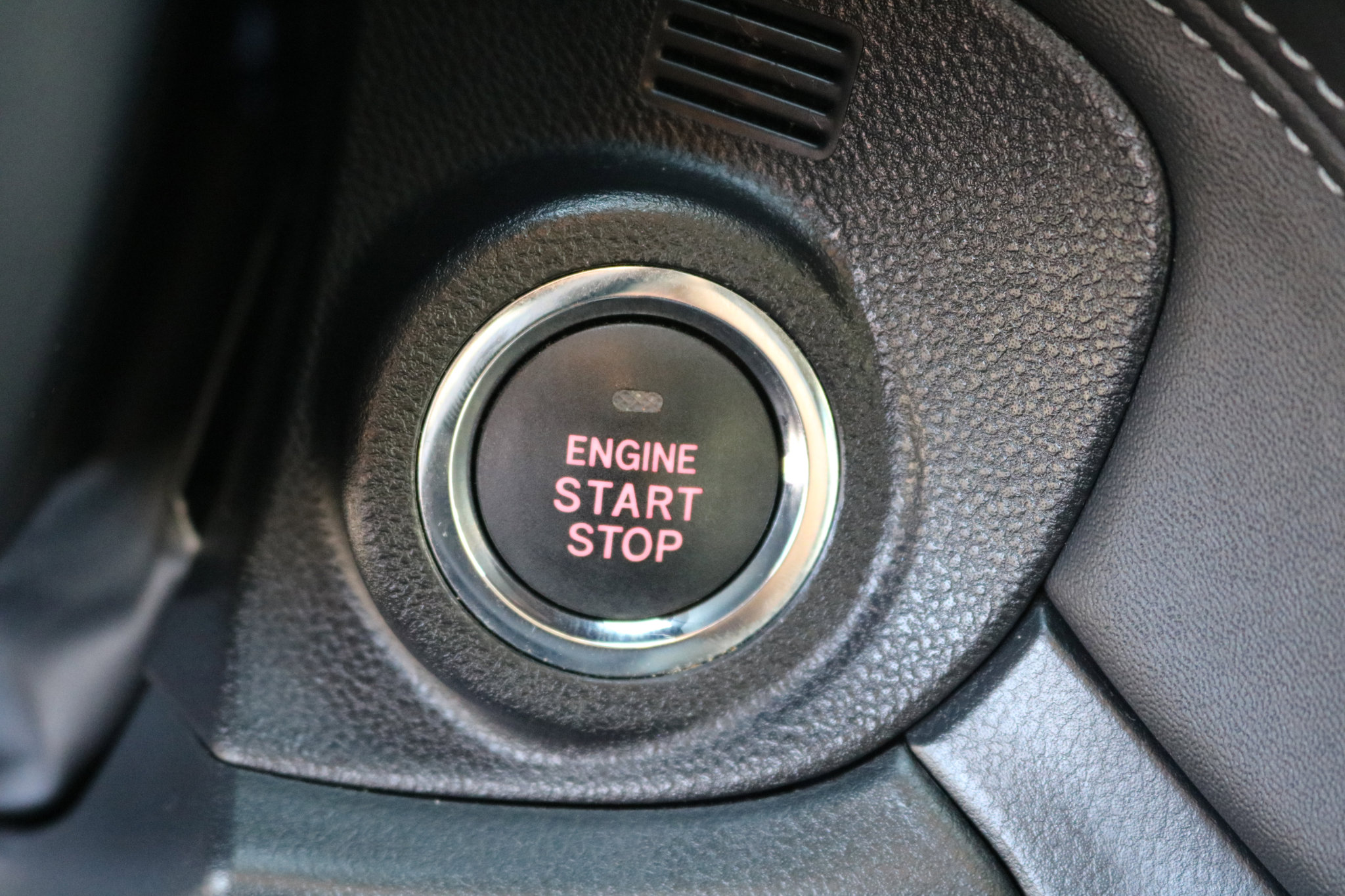 Used 2020 Subaru Outback Limited image 27