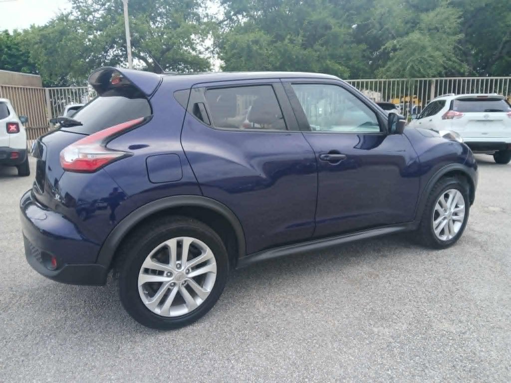 Used 2015 Nissan Juke SL FWD image 5