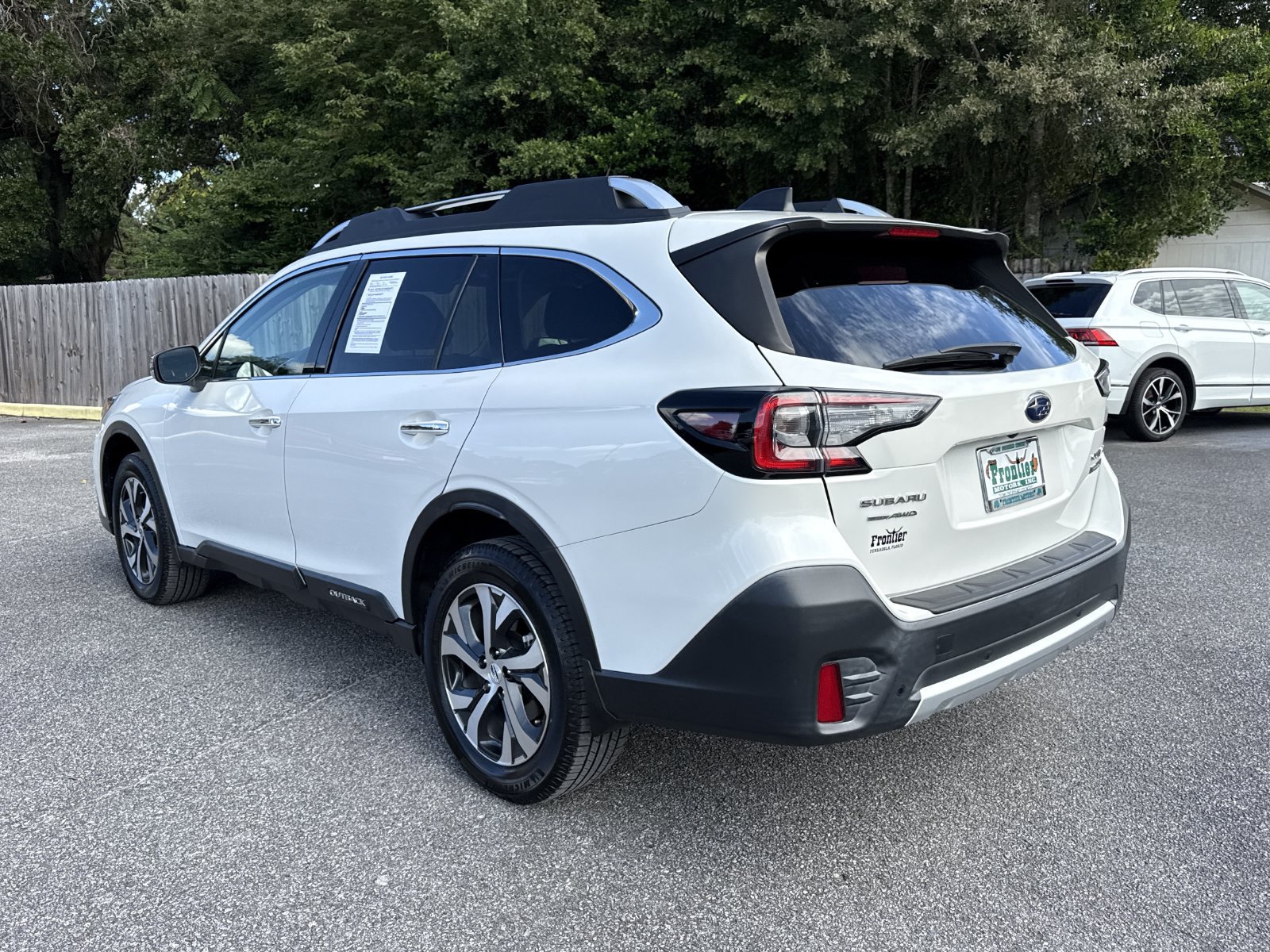 Used 2021 Subaru Outback Touring XT AWD/4WD image 3