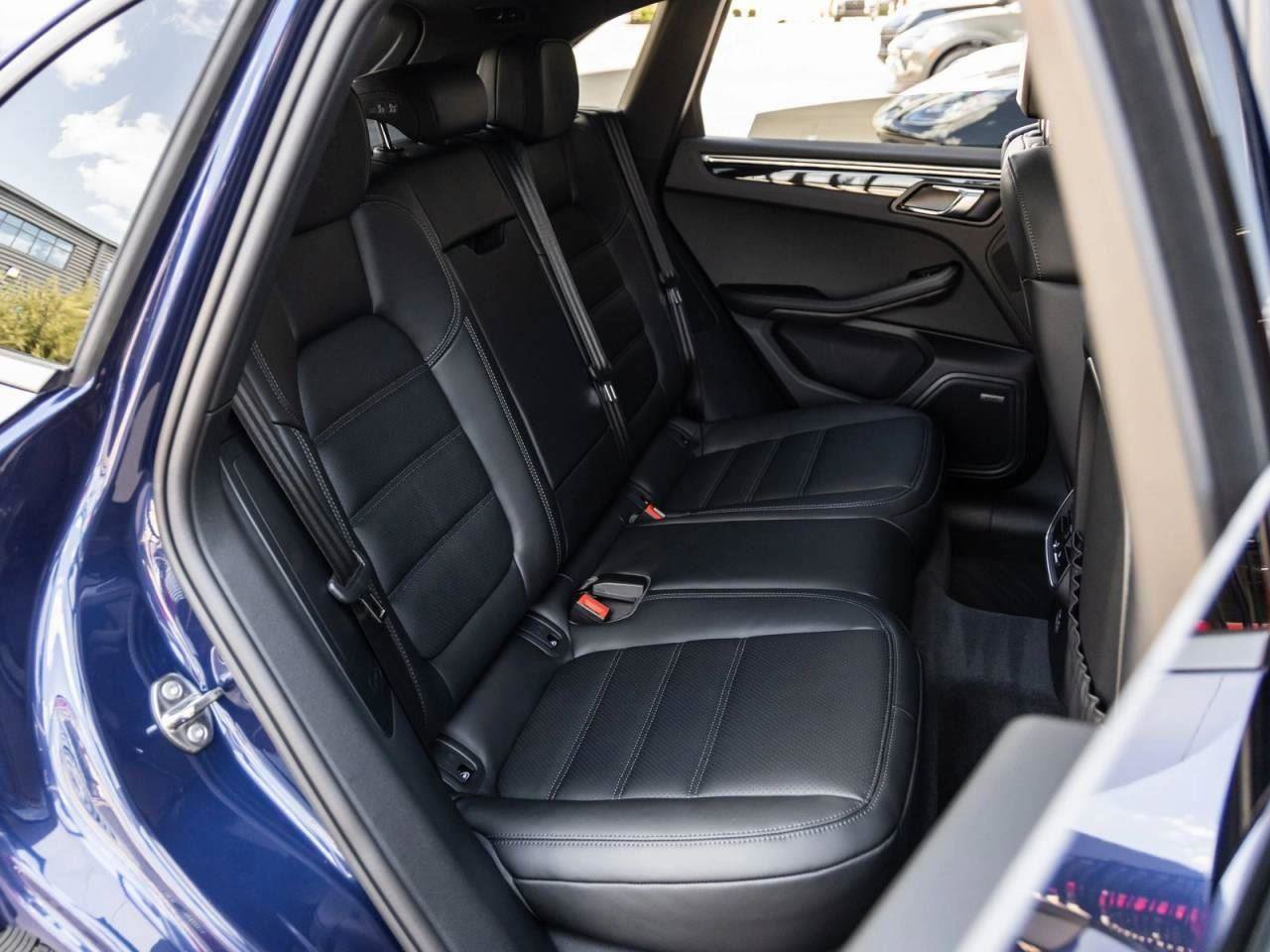 New 2026 Porsche Macan image 92