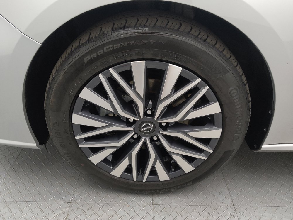 Used 2023 Nissan Altima 2.5 SV AWD/4WD image 31