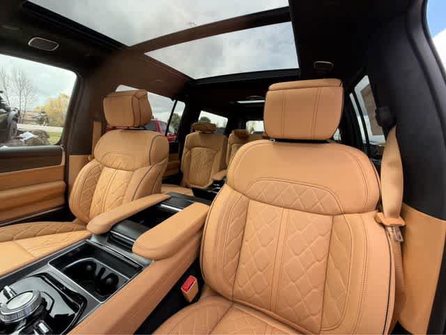 New 2026 Jeep Grand Wagoneer Summit AWD/4WD image 25