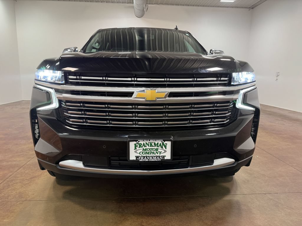 Used 2024 Chevrolet Suburban Premier AWD/4WD image 39