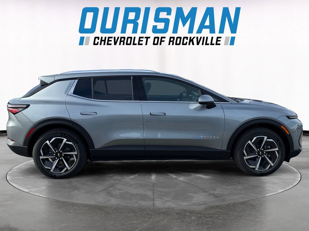 New 2026 Chevrolet Equinox EV LT image 7