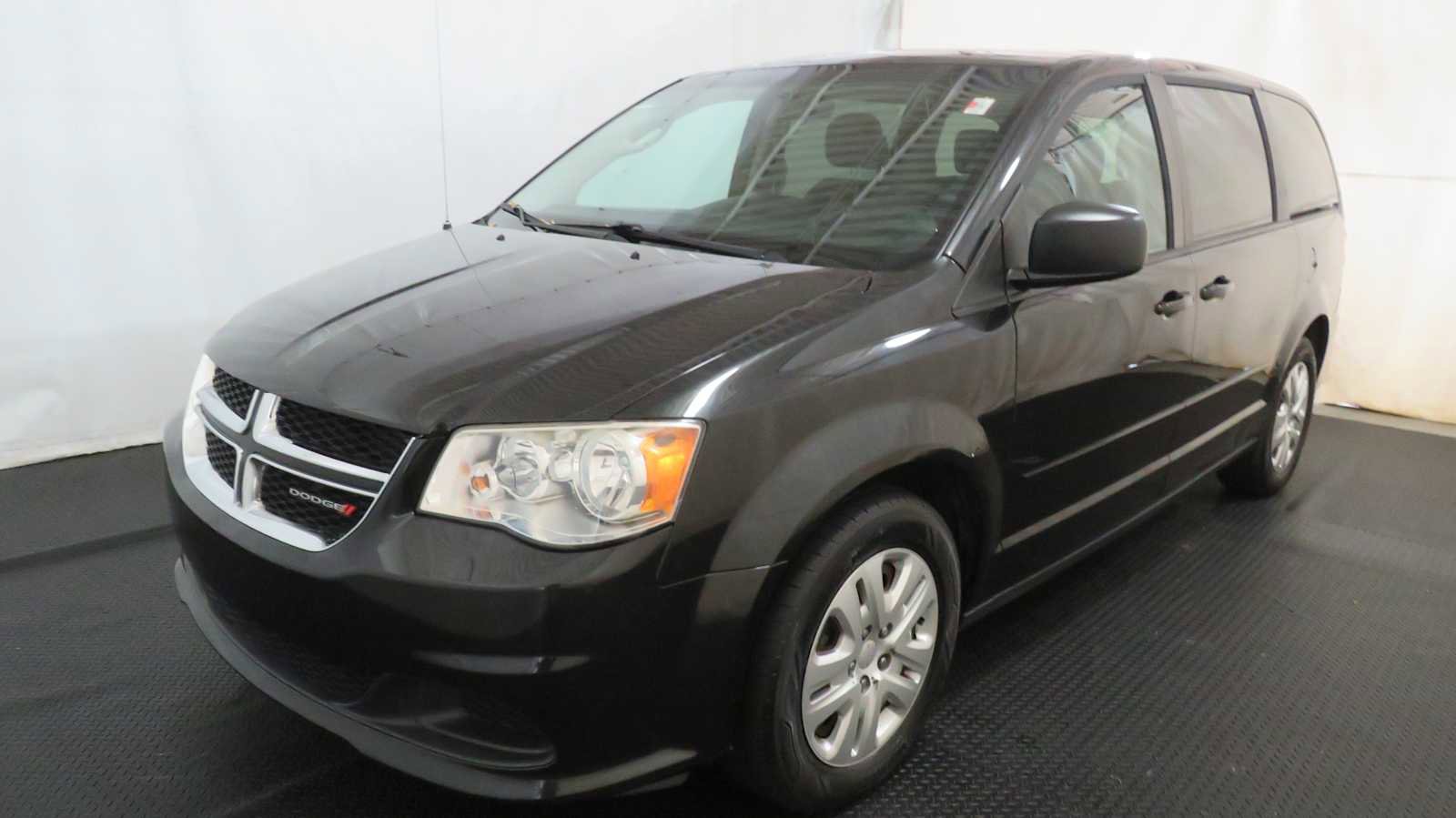 Used 2016 Dodge Grand Caravan SE w/ Quick Order Package 29E SE